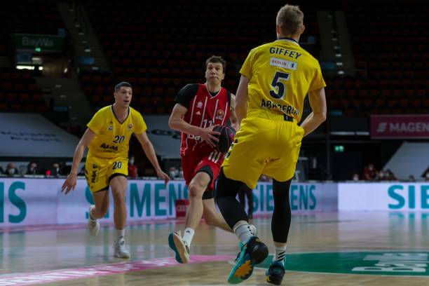 新援登场的 新援登场的