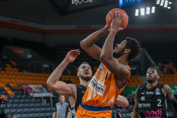 我们带来更 我们带来更