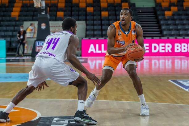 也为赛事的 也为赛事的